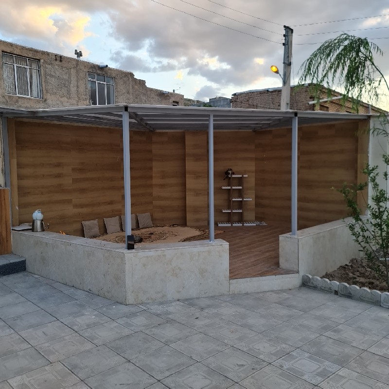 Product Gallery Image