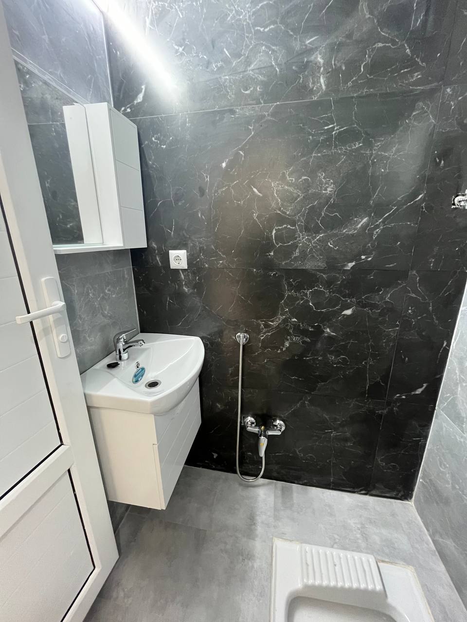 Product Gallery Image