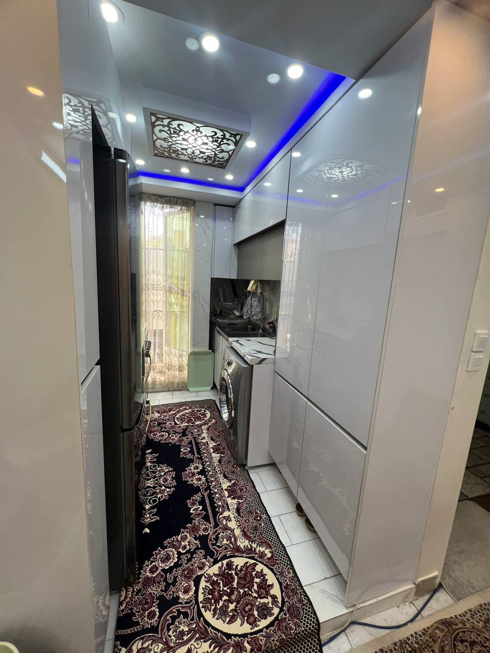 Product Gallery Image