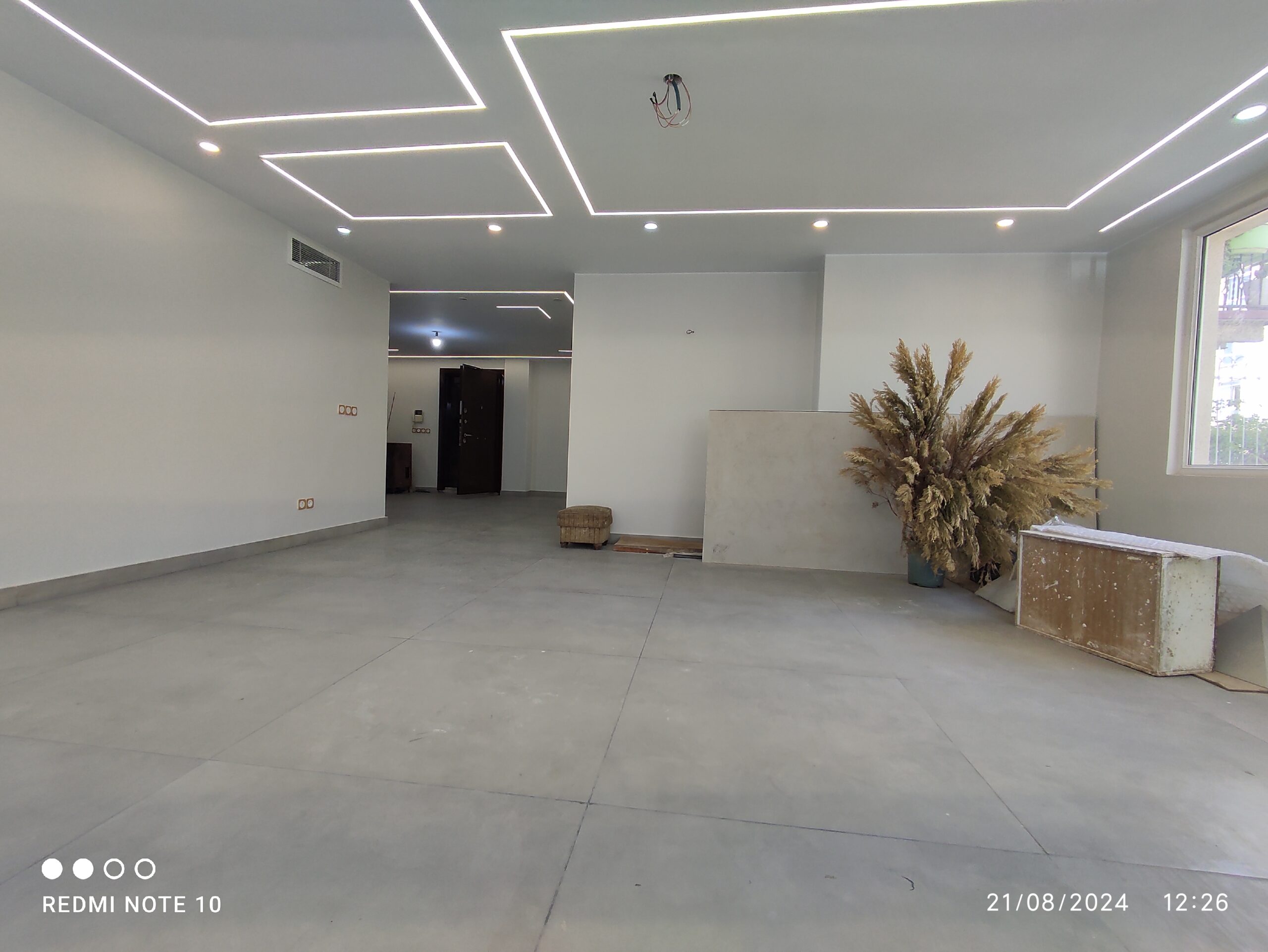 Product Gallery Image
