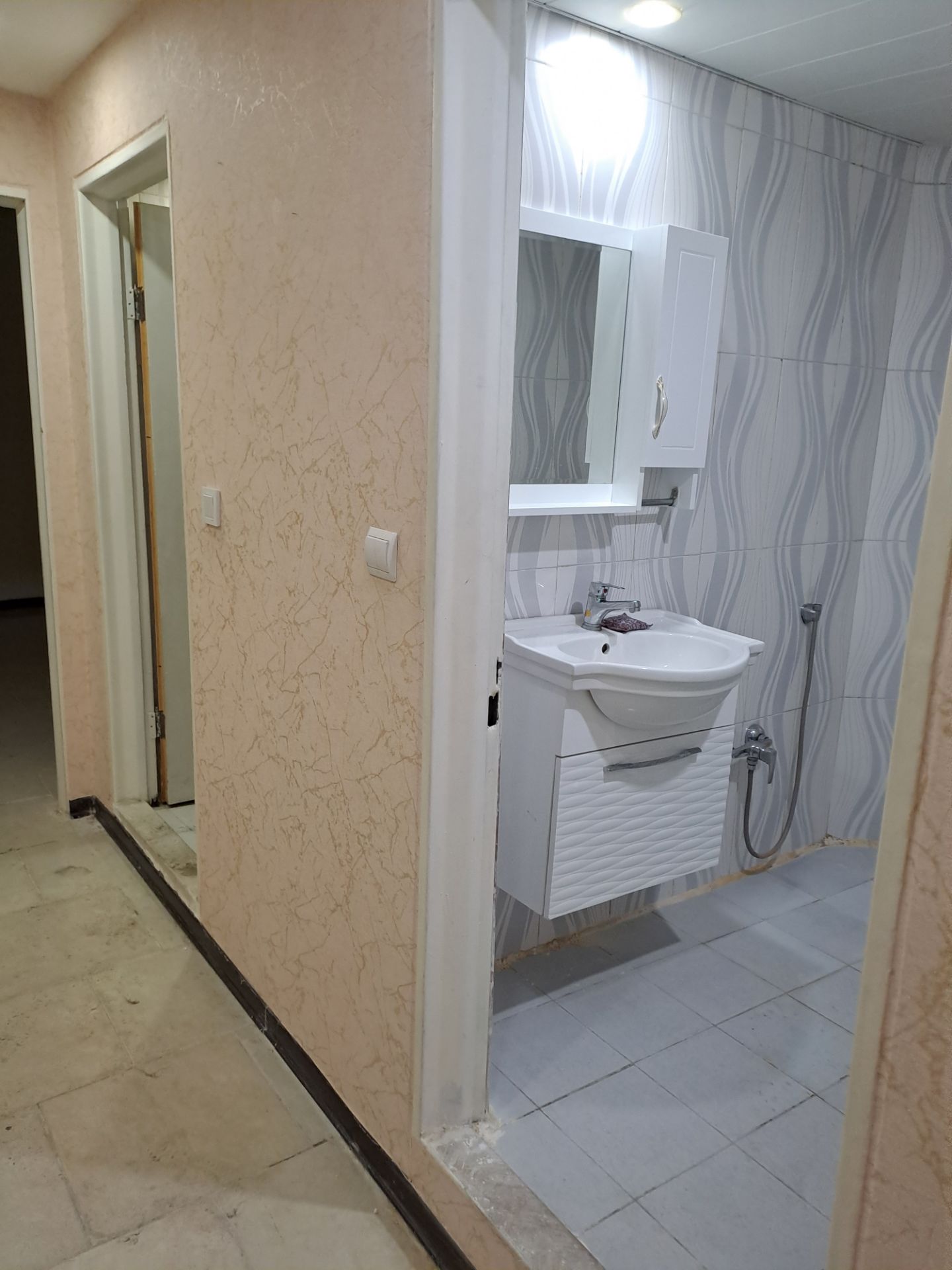 Product Gallery Image