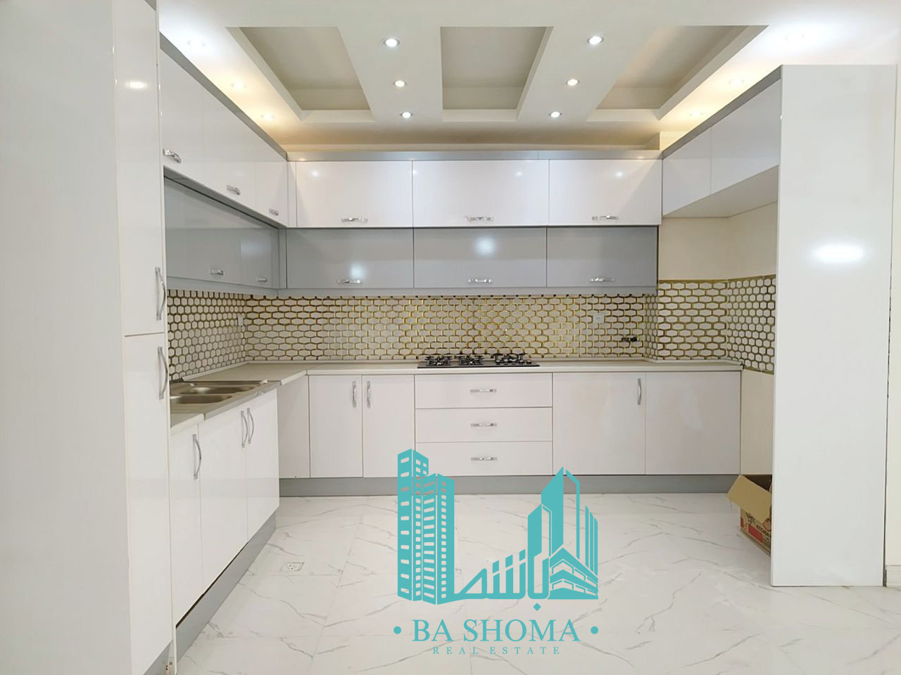 Product Gallery Image