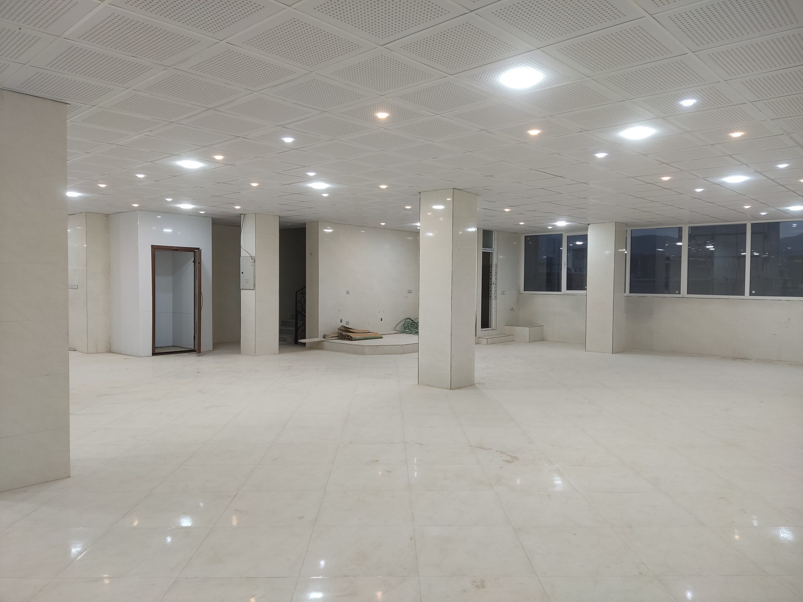 Product Gallery Image