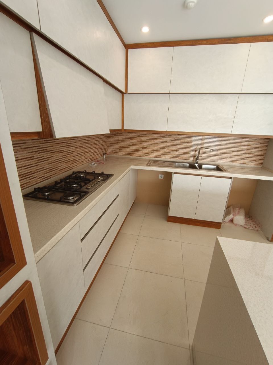 Product Gallery Image
