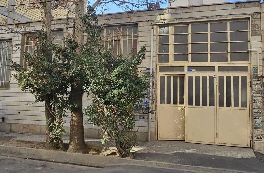 فروش خانه ویلایی ۲۱۵ متری ۳ خوابه در ۴۵متری گلشهر