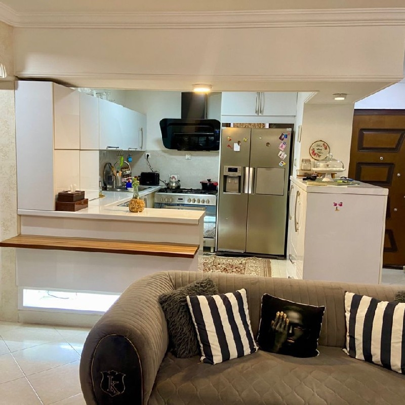 فروش۲خوابه فول بازسازی بر بلوار دانشگاه