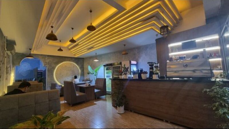 فروش مغازه ۱۱۰ متر با بهترین لوکیشن با ۴۰ متر انباری