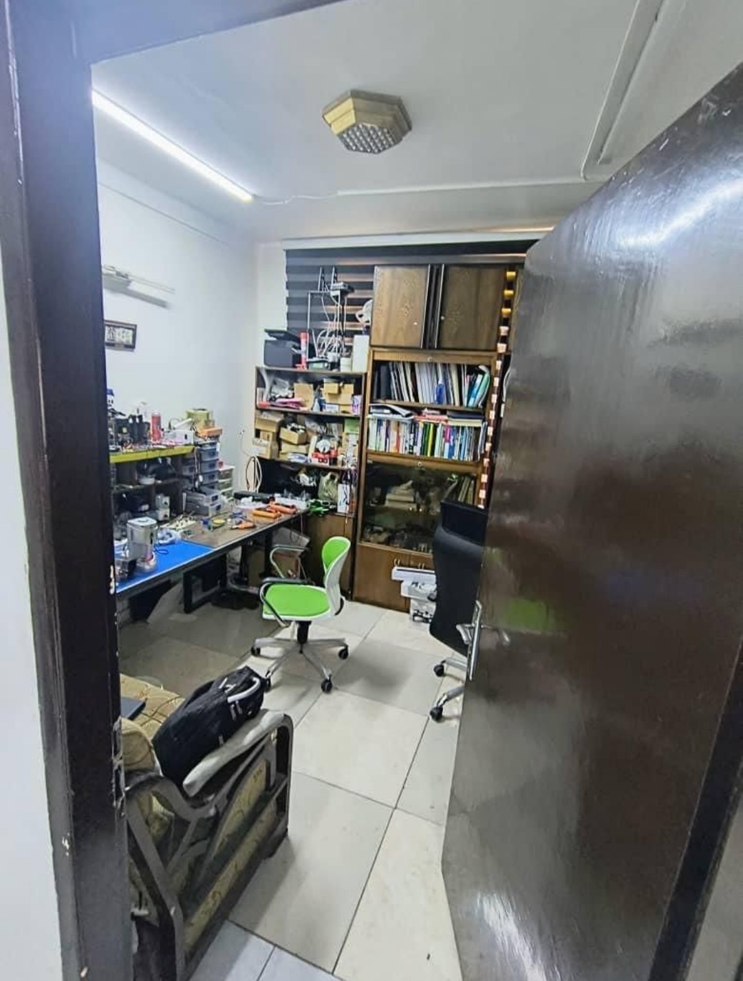 Product Gallery Image