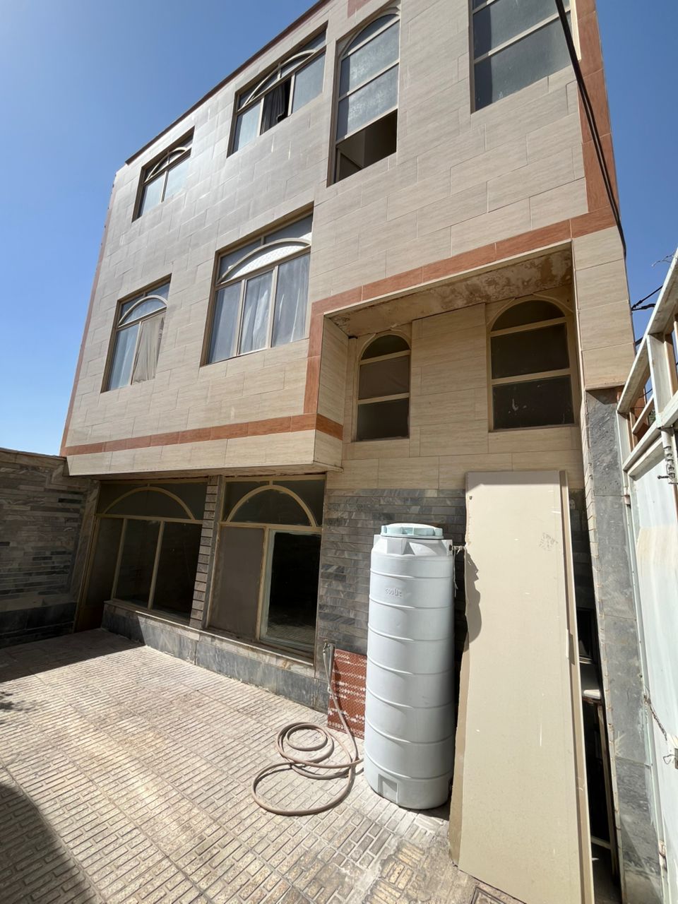 Product Gallery Image