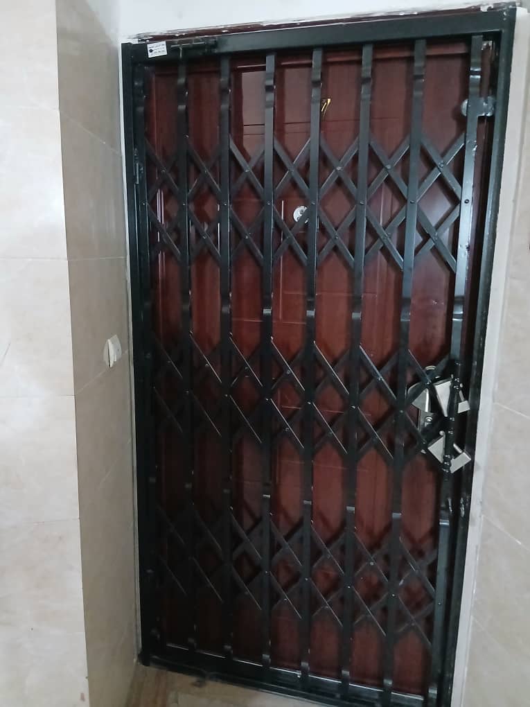 Product Gallery Image