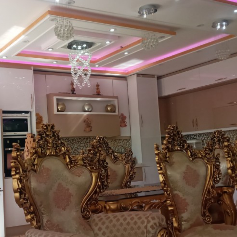 تصویر داخل خانه ویلایی دوطبقه درب ساختمان فروشی در صدرا